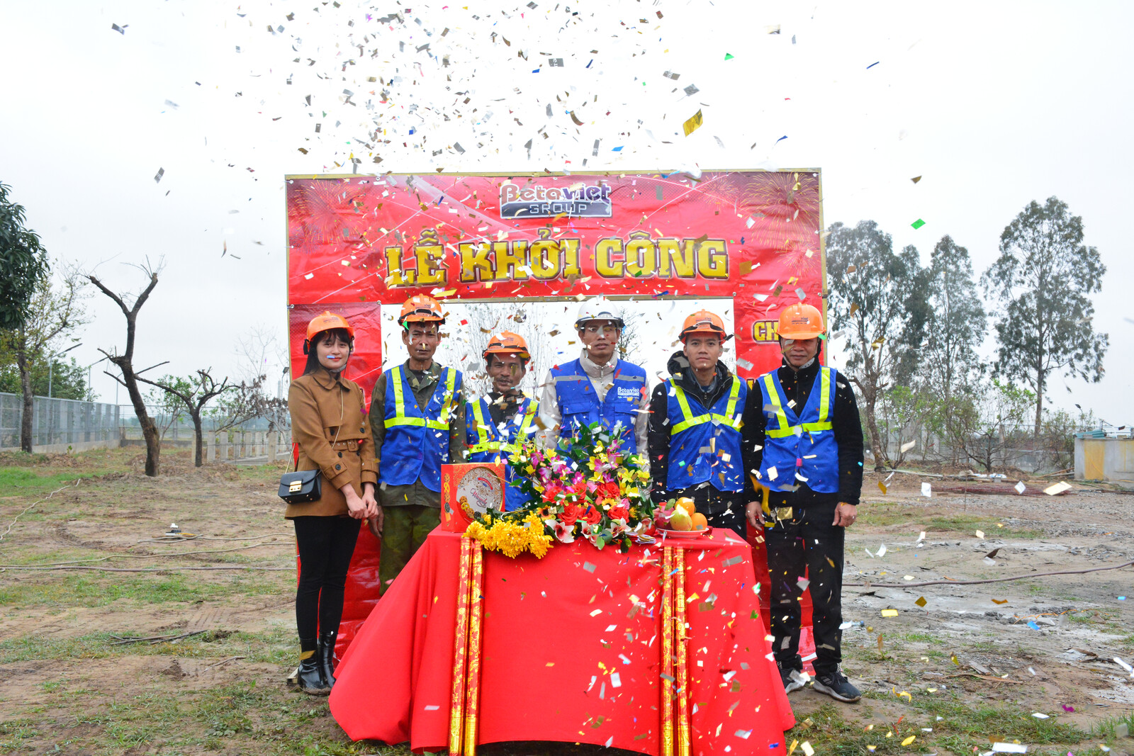 Thi công biệt thự 3 tầng mái Nhật TC20182, giai đoạn khởi công – ảnh thi công thực tế