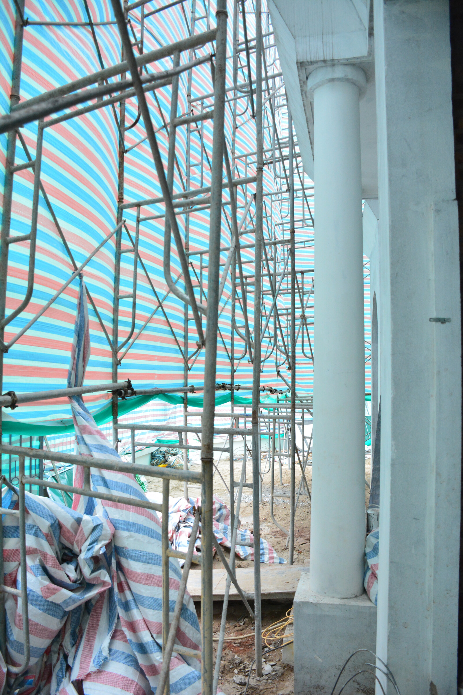 Thi công biệt thự 3 tầng hiện đại TC20109, giai đoạn thi công phần thô – mặt ngoài công trình (16)