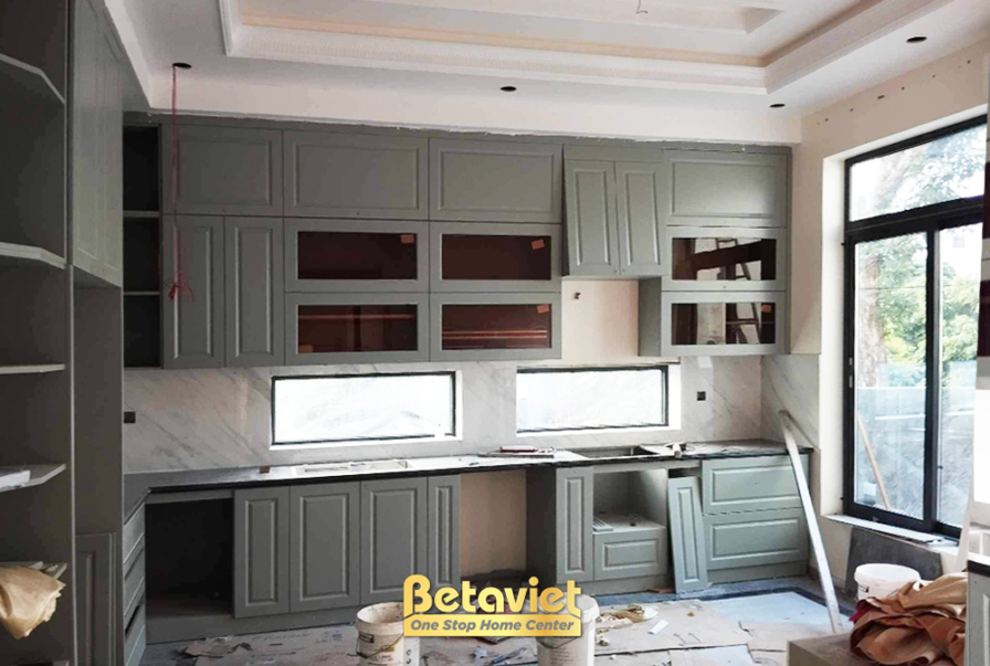 Thi công biệt thự 2 tầng địa trung hải TC21109a, giai đoạn lắp đặt hoàn thiện – phòng bếp và phòng ăn (4)