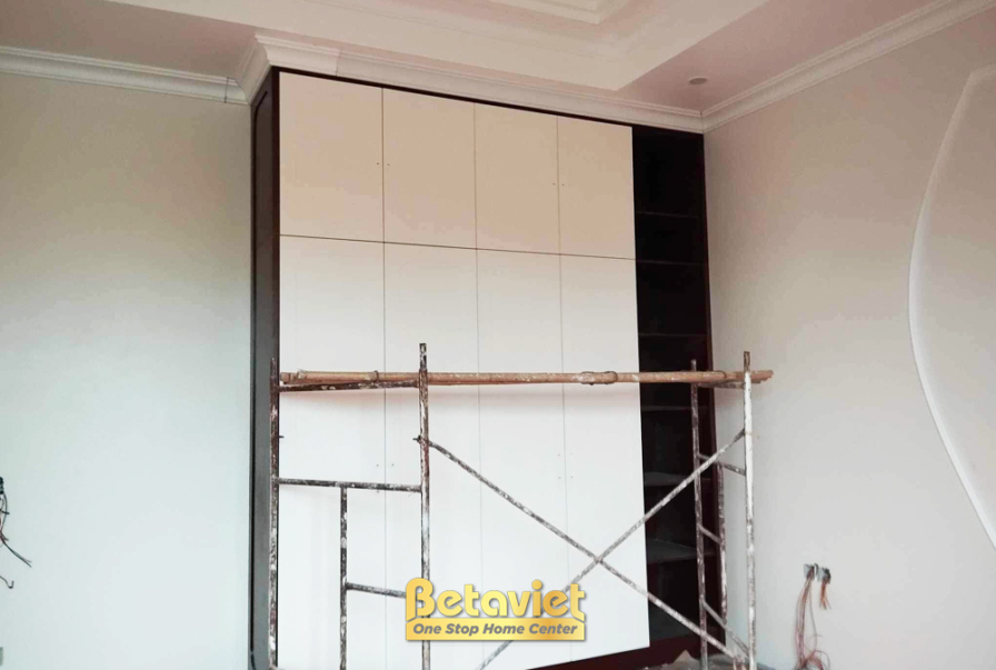 Thi công biệt thự 2 tầng địa trung hải TC21109a, giai đoạn lắp đặt hoàn thiện – ảnh thi công thực tế (2)