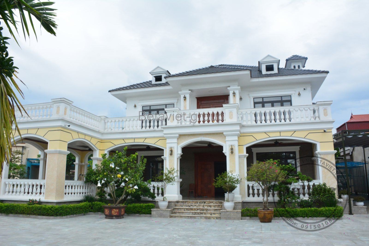 Thi công biệt thự TC16082, giai đoạn hoàn thành – mặt ngoài công trình (2)