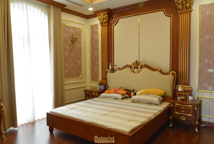 Thi công biệt thự 3 tầng tân cổ điển TC20110, giai đoạn hoàn thành – phòng ngủ