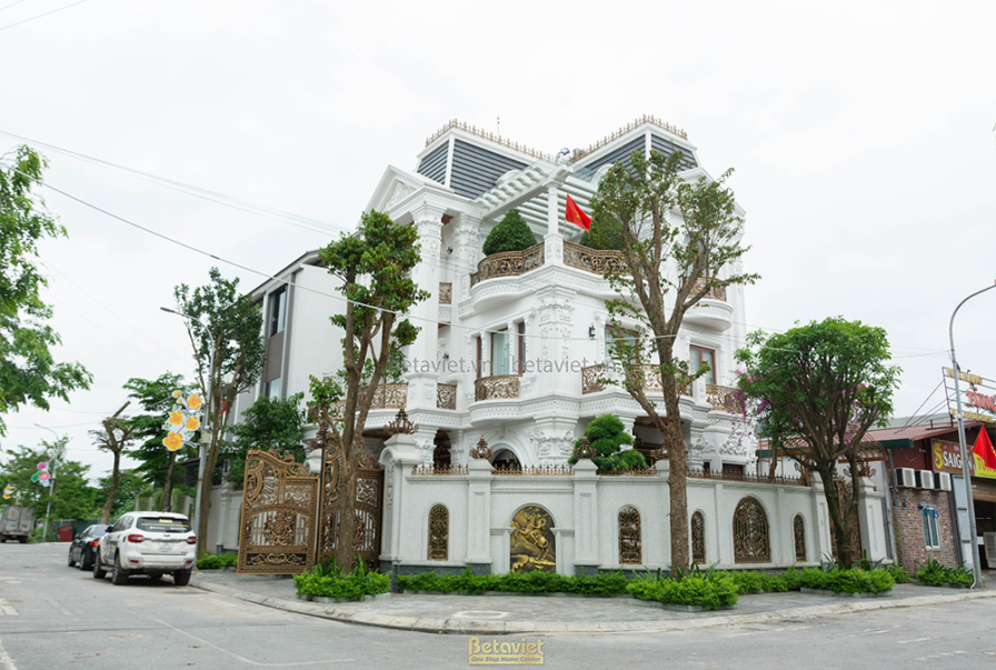 Thi công biệt thự 3 tầng tân cổ điển TC20110, giai đoạn hoàn thành – mặt ngoài công trình (3)