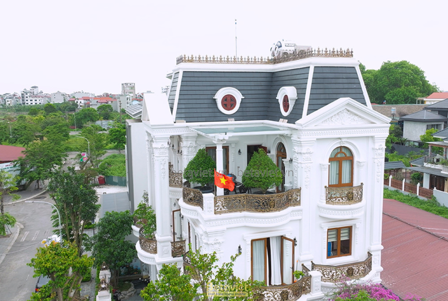 Thi công biệt thự 3 tầng tân cổ điển TC20110, giai đoạn hoàn thành – mặt ngoài công trình (2)