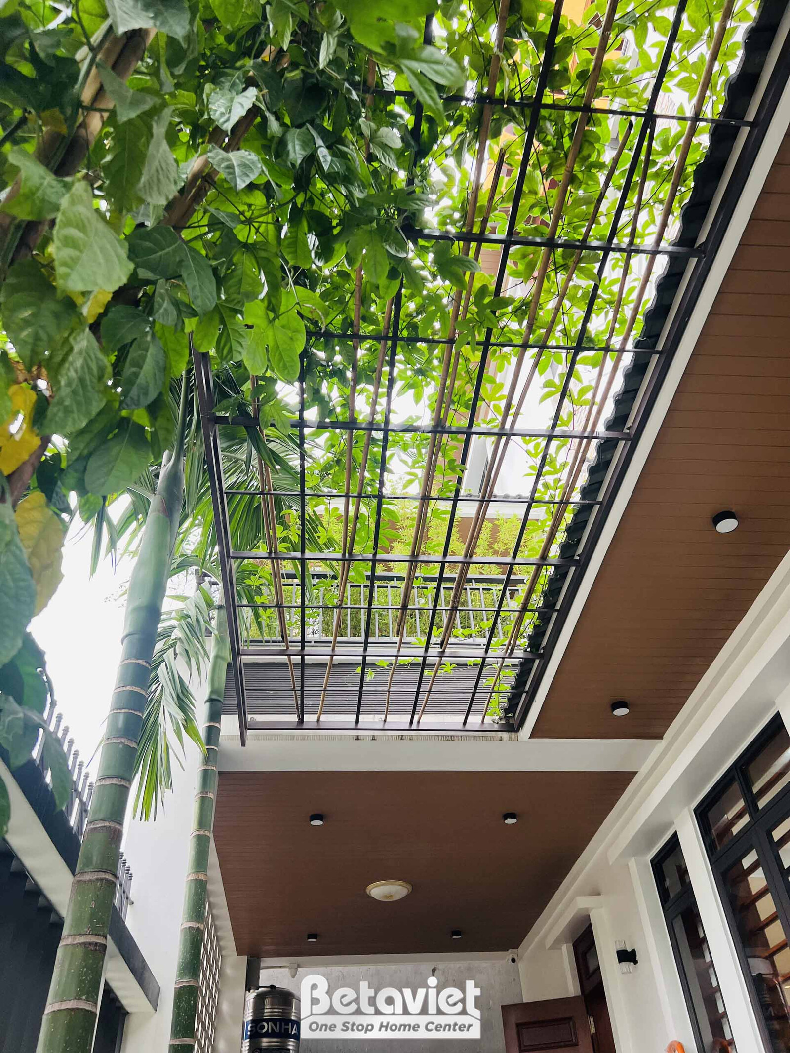 Thi công biệt thự 3 tầng hiện đại TC21143, giai đoạn hoàn thành – khu vực cầu thang (2)