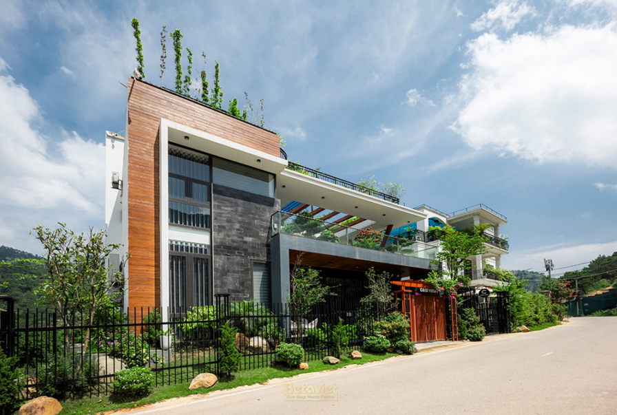 Thi công biệt thự TC22165, giai đoạn hoàn thành – mặt ngoài công trình (4)