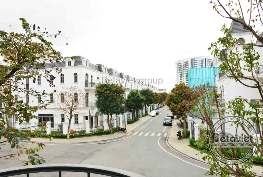 Thi công biệt thự TC20168, giai đoạn thi công phần thô – mặt ngoài công trình (5)