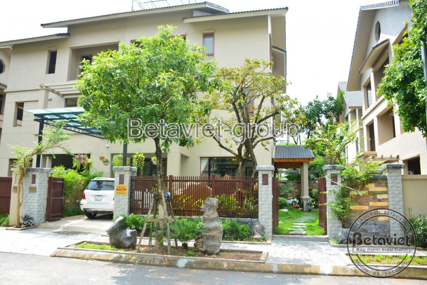 Thi công biệt thự TC20014, giai đoạn hoàn thành – mặt ngoài công trình