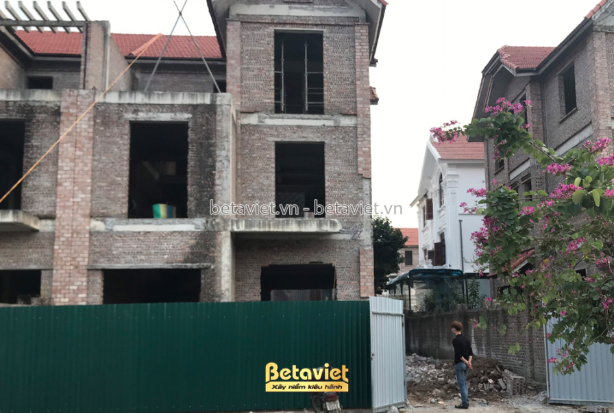 Thi công biệt thự TC21150, giai đoạn thi công phần thô – mặt ngoài công trình (14)