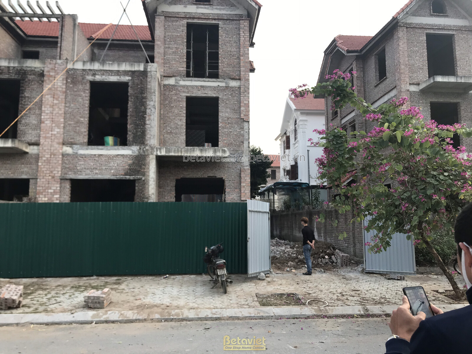 Thi công biệt thự TC21150, giai đoạn thi công phần thô – mặt ngoài công trình (16)