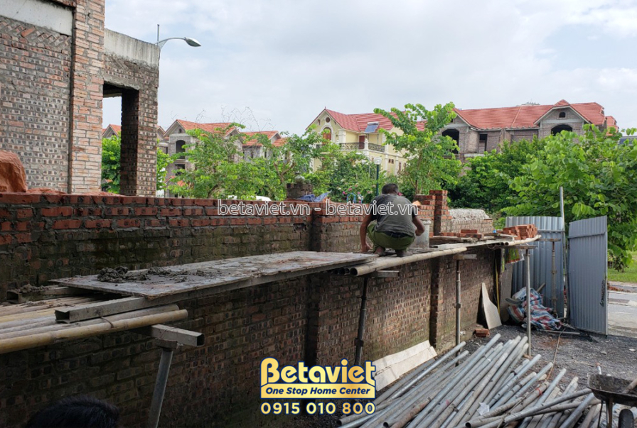 Thi công biệt thự TC21150, giai đoạn thi công phần thô – mặt ngoài công trình (4)