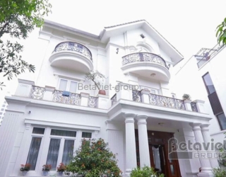 Thi công biệt thự tân cổ điển KĐT Vinhomes Riveside – TC17044