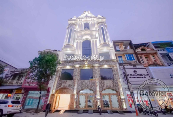 Thi công nhà phố 7 tầng cổ điển 3300m2 tại Thanh Hóa – TC18063