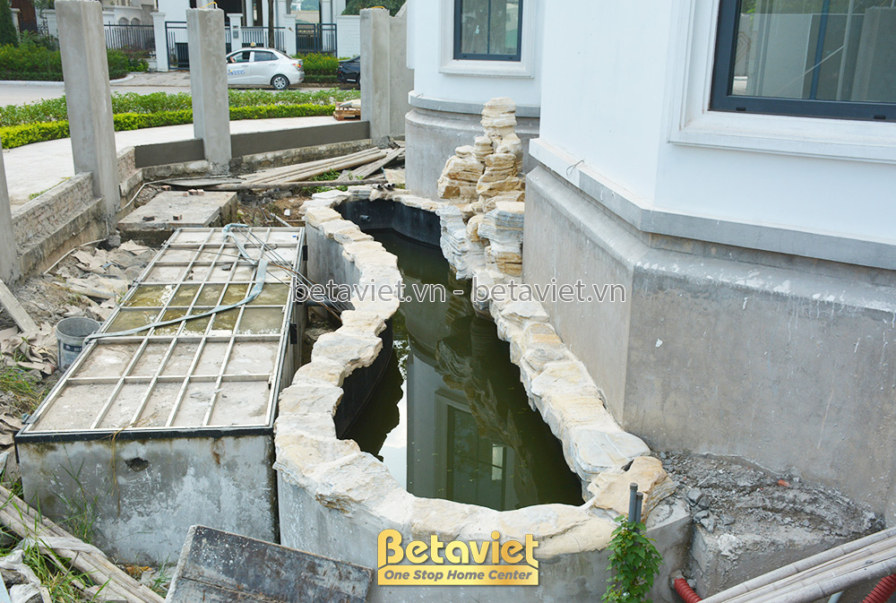 Thi công biệt thự 3 tầng cổ điển TC22030, giai đoạn thi công phần thô – mặt ngoài công trình (19)