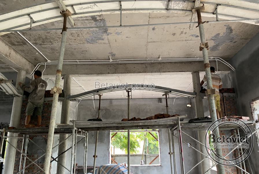 Thi công biệt thự 3 tầng tân cổ điển TC21006, giai đoạn thi công phần thô – ảnh thi công thực tế