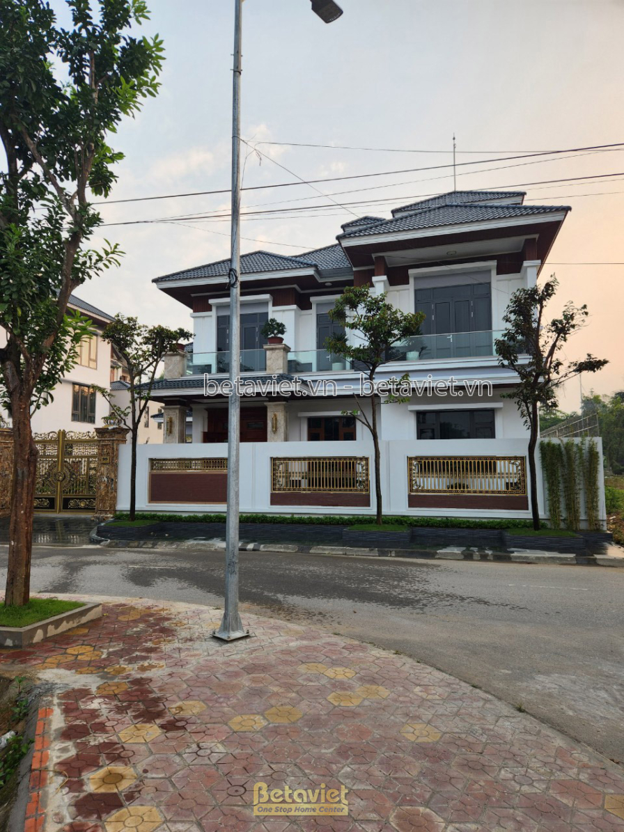 Thi công biệt thự 2 tầng TC22205, giai đoạn hoàn thành – mặt ngoài công trình (3)