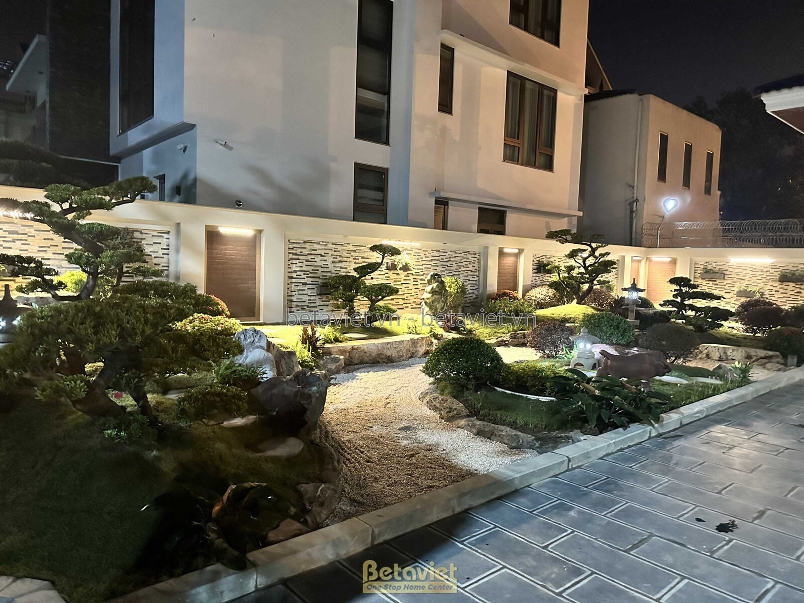 Thi công biệt thự 2 tầng TC22205, giai đoạn hoàn thành – sân vườn