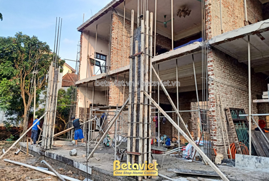Thi công biệt thự 2 tầng TC23156, giai đoạn thi công phần thô – mặt ngoài công trình (10)