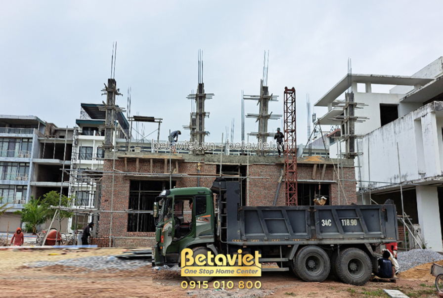 Thi công biệt thự 3 tầng hiện đại TC22049, giai đoạn thi công phần thô – mặt ngoài công trình (6)