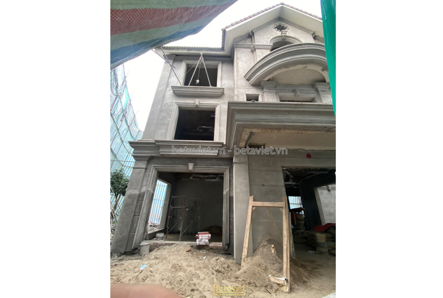 Thi công biệt thự 3 tầng TC23036, giai đoạn thi công phần thô – mặt ngoài công trình (3)