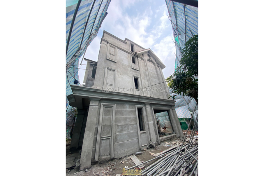 Thi công biệt thự 3 tầng TC23036, giai đoạn thi công phần thô – mặt ngoài công trình (2)