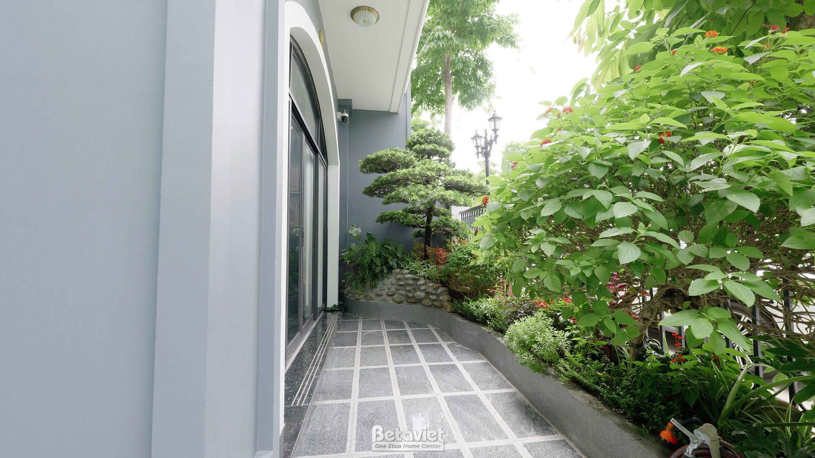 Thi công biệt thự TC5003639, giai đoạn hoàn thành – mặt ngoài công trình