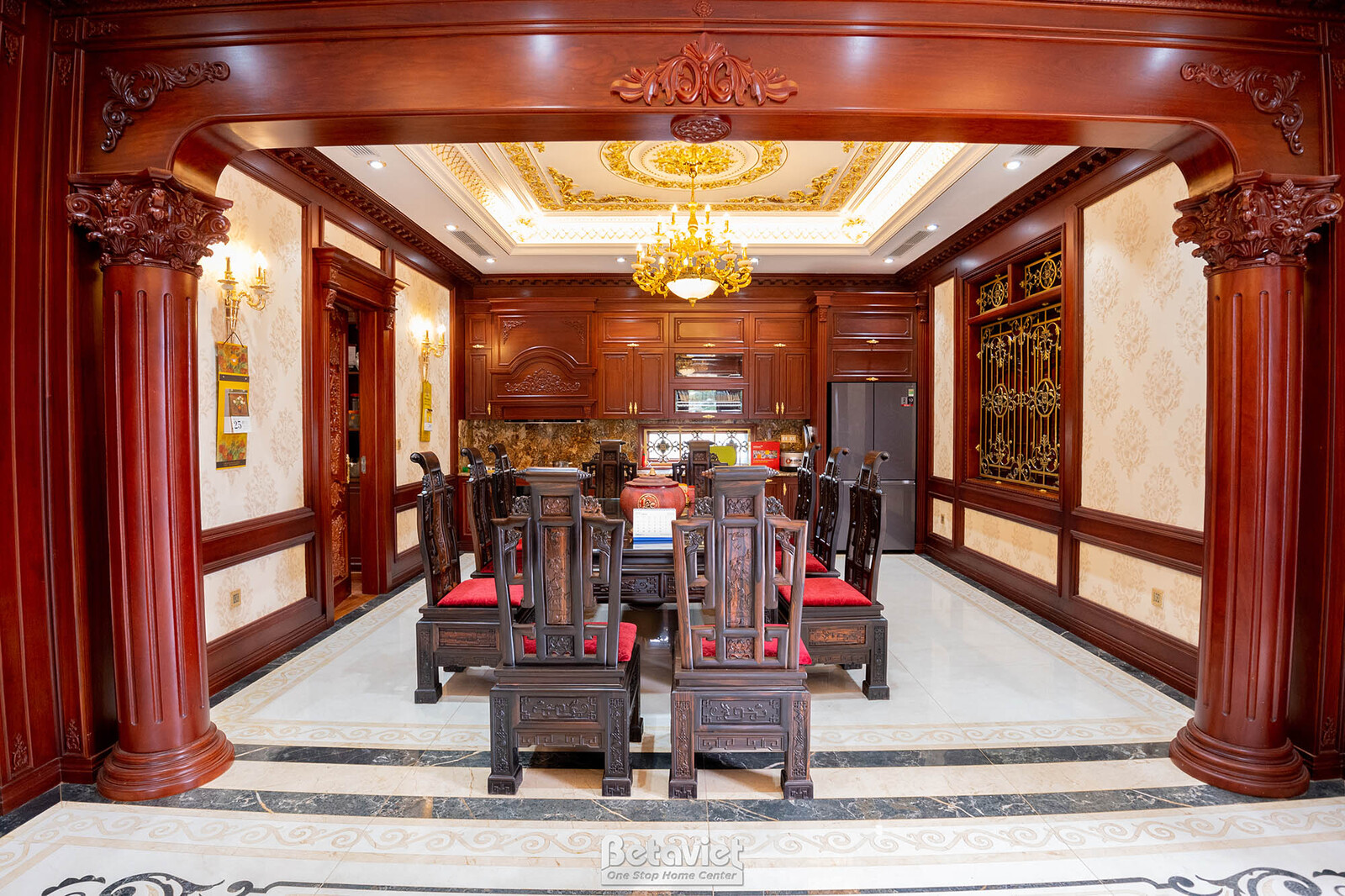 Thi công lâu đài 2 tầng cổ điển TC21083, giai đoạn hoàn thành – phòng bếp và phòng ăn (2)