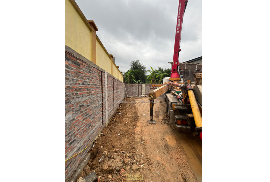 Thi công biệt thự 3 tầng TC23133, giai đoạn khởi công – mặt ngoài công trình (3)