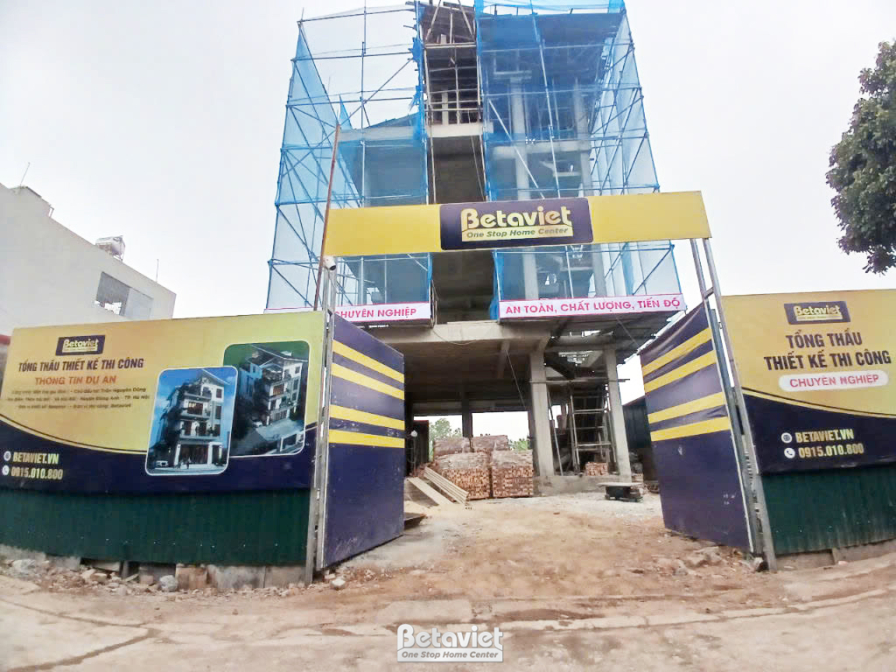 Thi công biệt thự 4 tầng hiện đại TC24063, giai đoạn thi công phần thô – cổng và hàng rào
