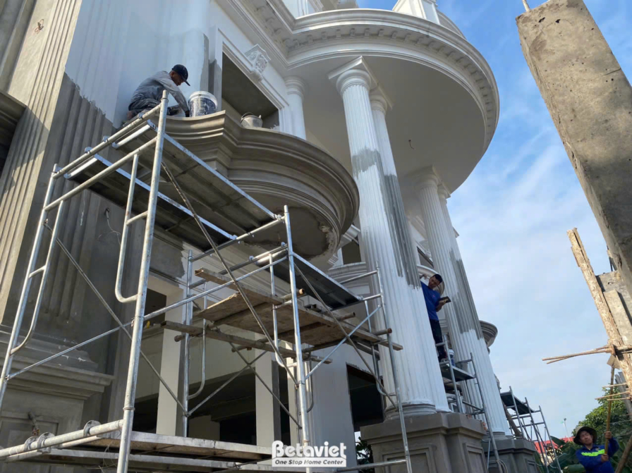 Thi công dinh thự tân cổ điển TC23082, giai đoạn thi công phần thô – ban công