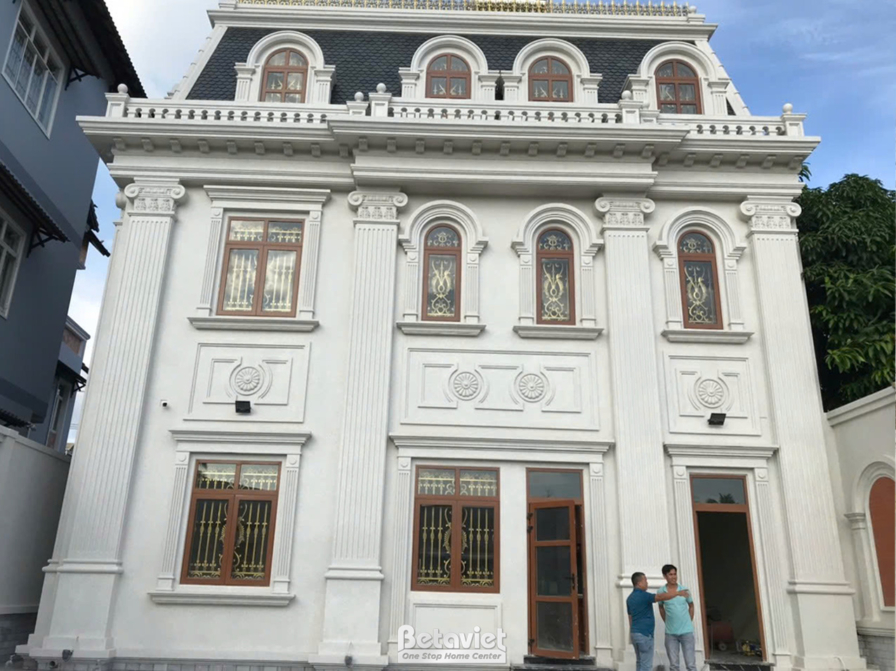 Thi công biệt thự 3 tầng tân cổ điển TC24933, giai đoạn hoàn thành – mặt ngoài công trình (3)
