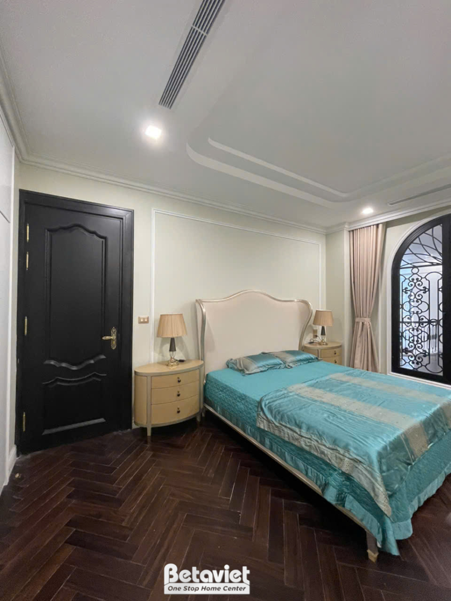 Thi công biệt thự 3 tầng TC24807, giai đoạn hoàn thành – phòng ngủ (3)