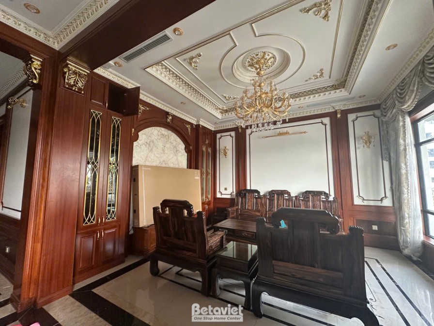 Thi công biệt thự 4 tầng TC22099, giai đoạn hoàn thành – phòng khách