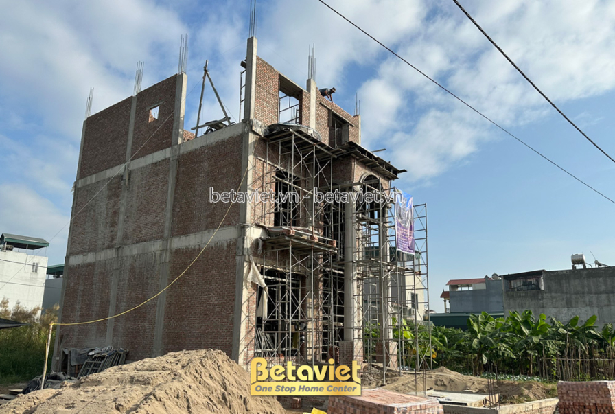 Thi công biệt thự 4 tầng tân cổ điển TC23073, giai đoạn thi công phần thô – mặt ngoài công trình (2)