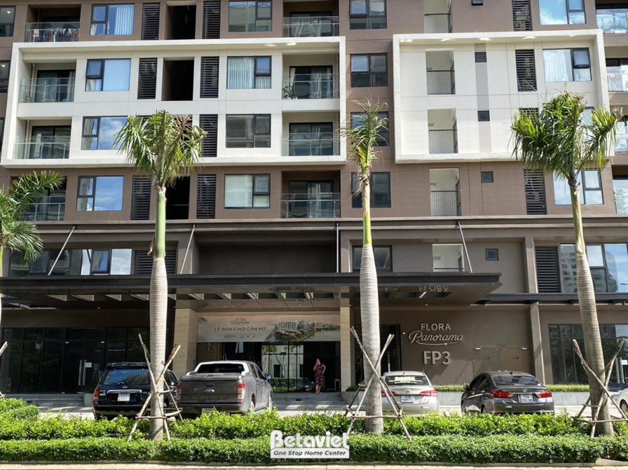 Mặt tiền tòa nhà chung cư Mizuki Park, nơi căn hộ TC24976 tọa lạc. Kiến trúc hiện đại với nhiều cửa sổ kính lớn, ban công…