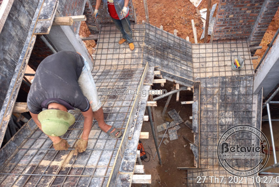 Thi công biệt thự 2 tầng tân cổ điển TC21101, giai đoạn thi công phần thô – kết cấu phần thô (4)
