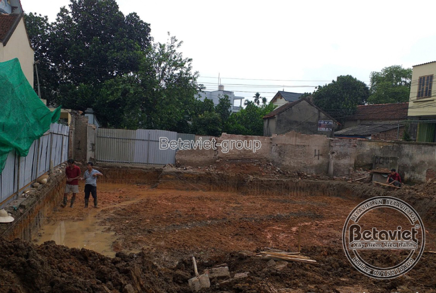 Thi công biệt thự 3 tầng hiện đại TC21062, giai đoạn thi công phần thô – mặt ngoài công trình (21)