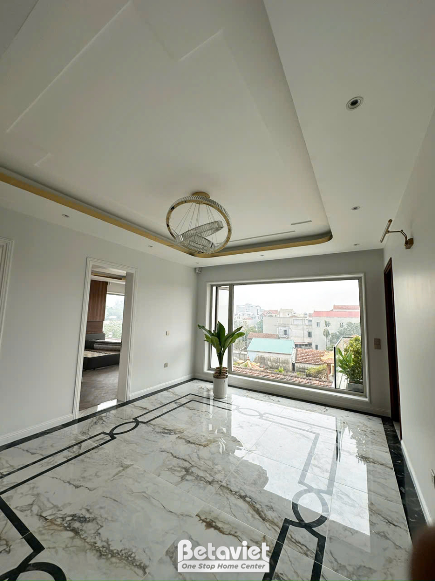 Thi công biệt thự 3 tầng hiện đại TC24010, giai đoạn lắp đặt hoàn thiện – hành lang (2)