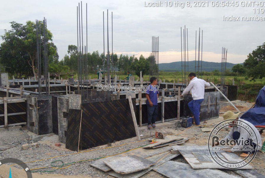 Thi công lâu đài 2 tầng cổ điển TC21083, giai đoạn khởi công – kết cấu phần thô