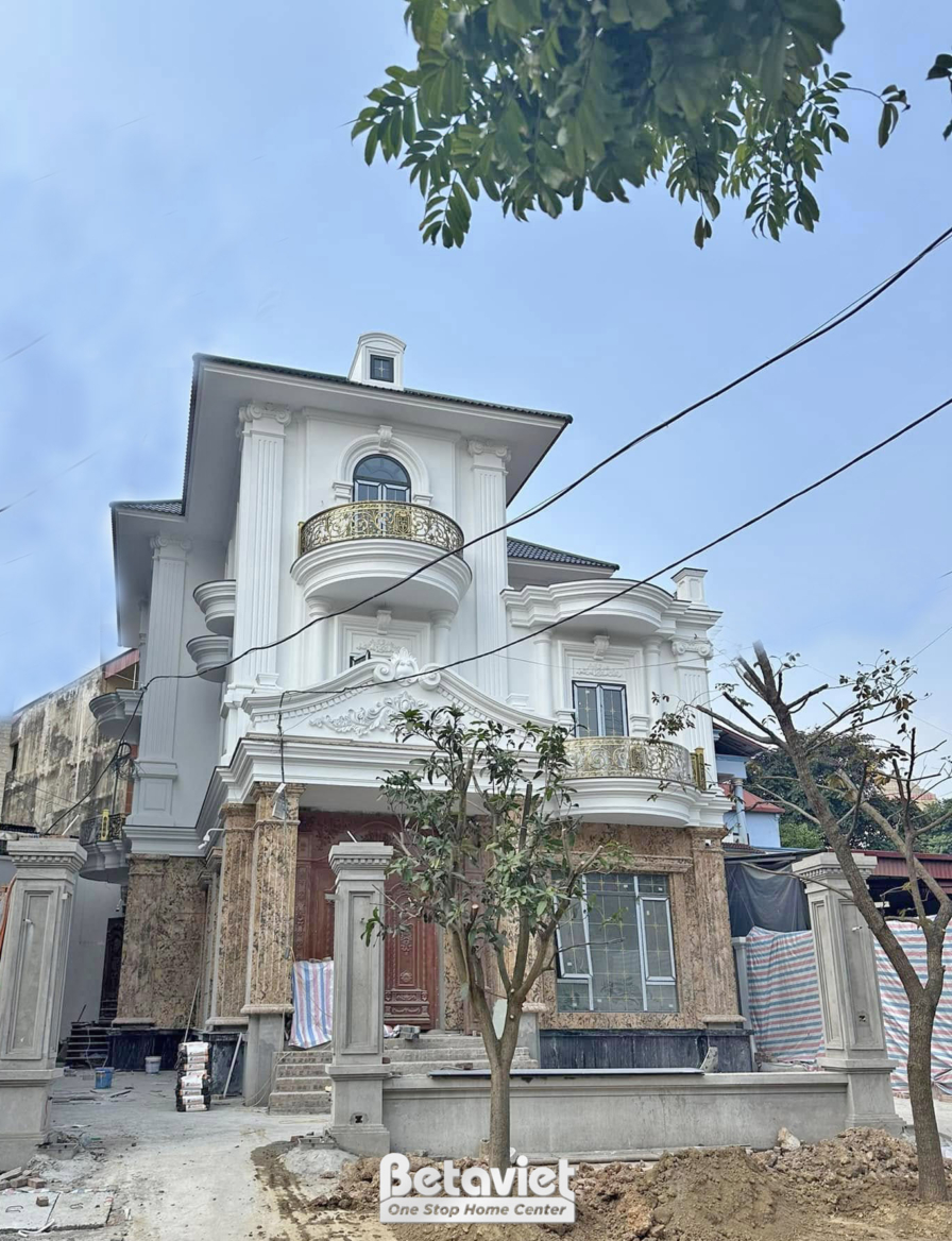 Thi công biệt thự 3 tầng tân cổ điển TC23101, giai đoạn thi công nội thất – mặt ngoài công trình