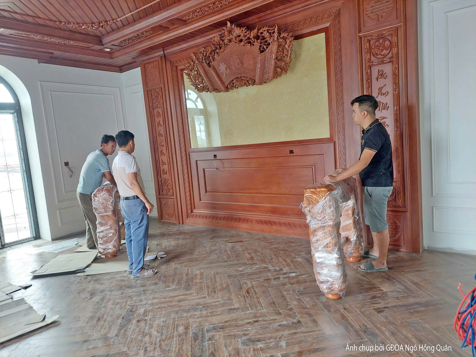 Thi công biệt thự 3 tầng tân cổ điển TC23101, giai đoạn thi công nội thất – chi tiết hoàn thiện (3)