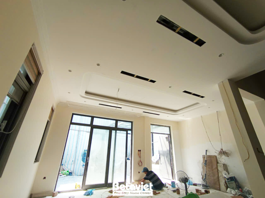 Thi công biệt thự 3 tầng TC23093, giai đoạn thi công nội thất – phòng khách (2)