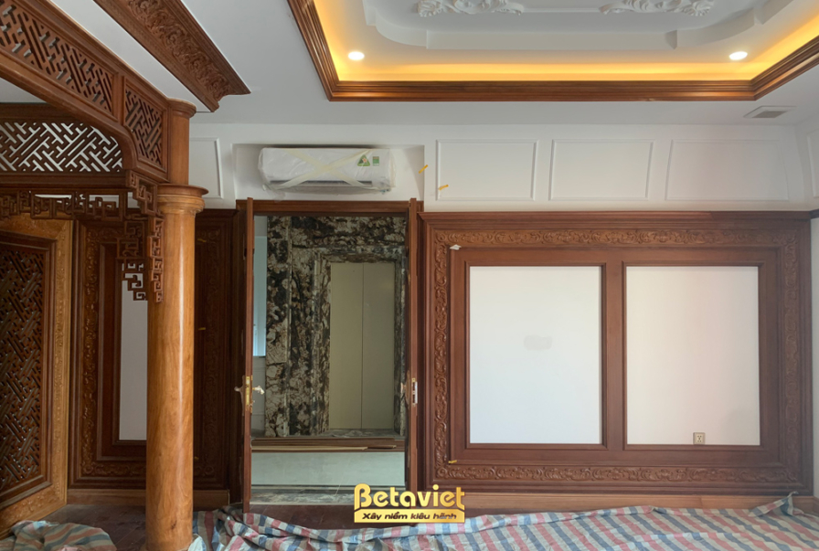 Thi công biệt thự 3 tầng tân cổ điển TC21097, giai đoạn lắp đặt hoàn thiện – ảnh thi công thực tế (5)
