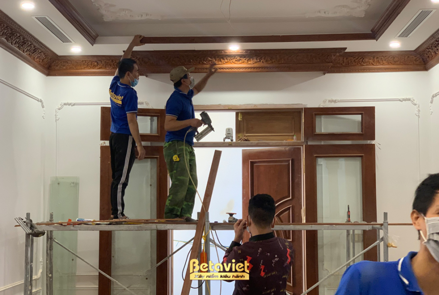 Thi công biệt thự 3 tầng tân cổ điển TC21097, giai đoạn lắp đặt hoàn thiện – chi tiết hoàn thiện (9)