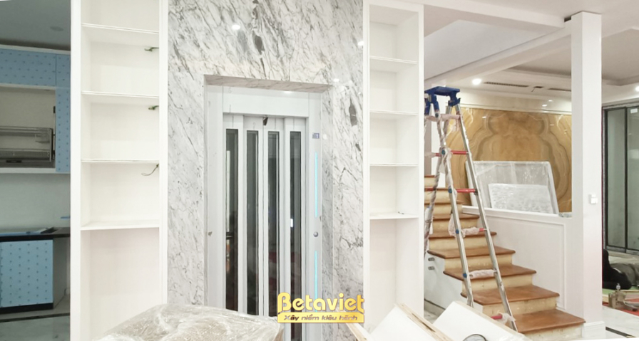 Thi công biệt thự TC21352, giai đoạn lắp đặt hoàn thiện – mặt ngoài công trình