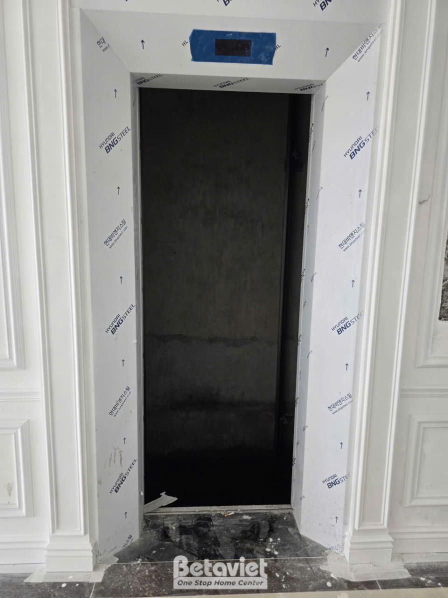 Thi công dinh thự tân cổ điển TC23082, giai đoạn lắp đặt hoàn thiện – ảnh thi công thực tế (5)