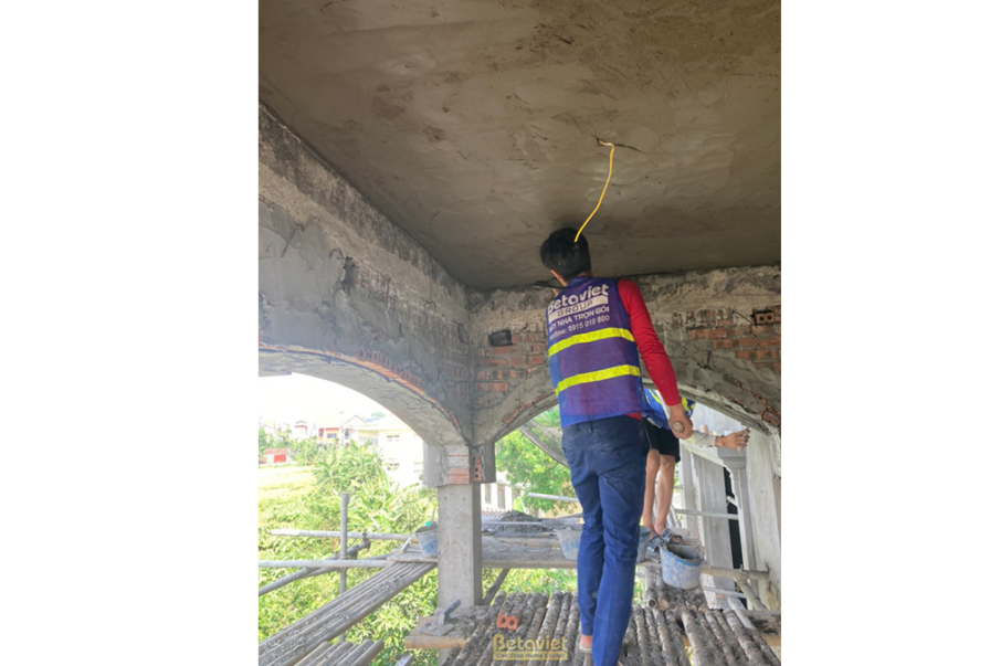 Thi công biệt thự 2 tầng TC23083, giai đoạn thi công phần thô – mặt ngoài công trình (6)