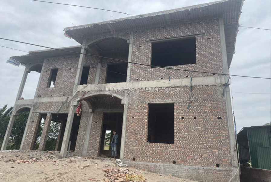 Thi công biệt thự 2 tầng TC23083, giai đoạn thi công phần thô – mặt ngoài công trình (10)