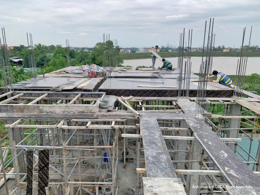 Thi công biệt thự 4 tầng hiện đại TC24063, giai đoạn thi công phần thô – mặt ngoài công trình (21)