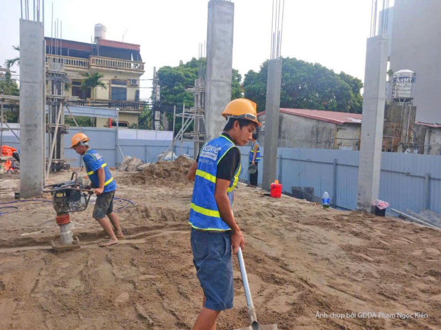 Thi công biệt thự 4 tầng hiện đại TC24063, giai đoạn thi công phần thô – cổng và hàng rào (3)